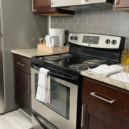 Cozy, High Rise, Large Studio Facing Downtown . Baltimore Exterior photo