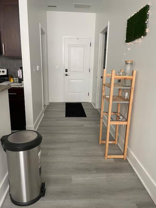Cozy, High Rise, Large Studio Facing Downtown . Baltimore Exterior photo
